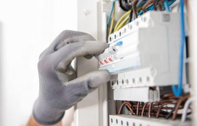 Circuit Breaker Repair in Pasadena, CA